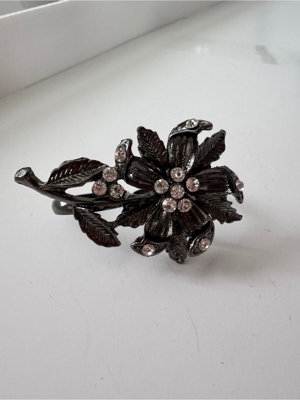 Double finger flower ring